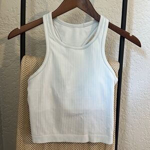 Lululemon cropped tank